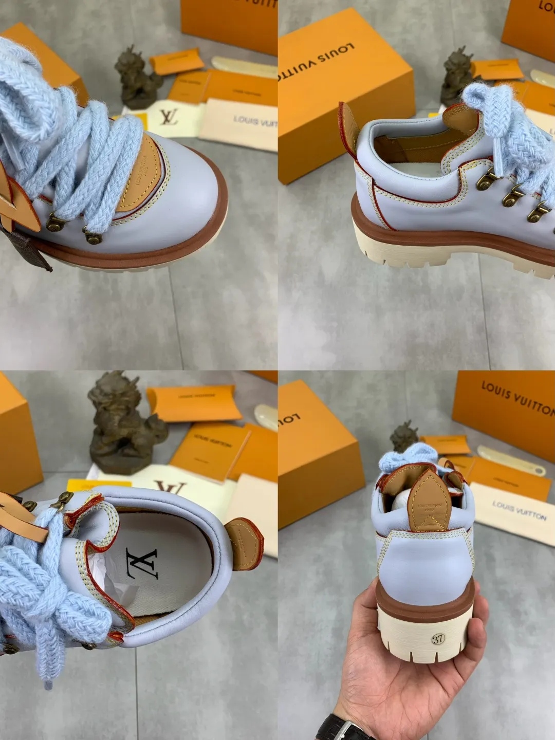 Men's shoes 💰P680 new LV | Louis Vuitton 🧡💚2025 autumn and winter new models, top version ⚠️ The counter features the latest LV REMIX lace-up mountaineering derby shoes, new hard goods 🆕 ❥BS purchasing level! Full of high-end feel! A popular model among bloggers at home and abroad, it’s retro and fashionable, and looks stunning on your feet! Mainly recommended models on the official website★ ━━━━━ ЅᏇєєt ━━━━━ ▪️Upper: top-grade first-layer cowhide ▪️Lining: imported sheepskin ▪️Outsole: original open-molded TPU non-slip outsole ▪️Sole height: 3.5cm ▪️Shoe size: Women 35-41 (41 customization is not returnable) Male 39-45 (46 customized, non-refundable)